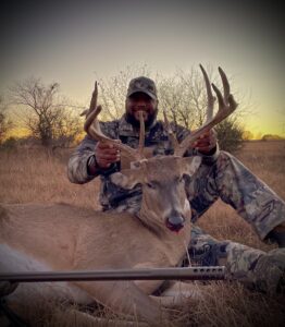 Kansas Trophy Whitetail Deer Hunting